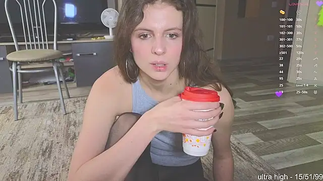 Snapshot of Sereta_Finn chatting on 02-22-26, 10:39 Sereta Finn online show from 02-22-26, 10:39