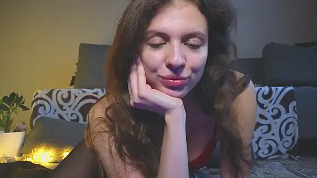 Snapshot of Sereta_Finn chatting on 11-21-25, 10:58 Sereta Finn online show from 11-21-25, 10:58