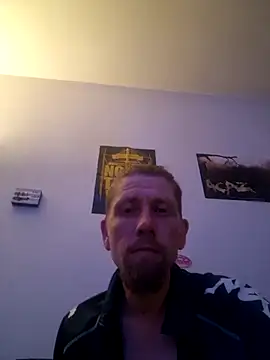 Snapshot of SID_MC_DRE chatting on 10-01-25, 06:56 SID MC DRE online show from 10-01-25, 06:56