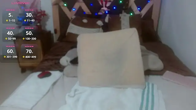 lindaesmeralda online show from 11-26-25, 12:05