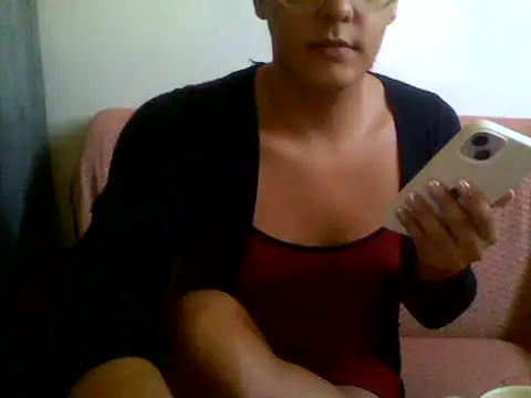 Snapshot of _mscassie chatting on 10-21-25, 11:42  mscassie online show from 10-21-25, 11:42