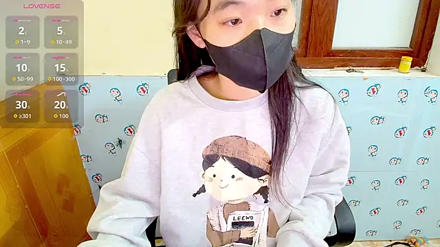   Saphia   online show from 11-07-25, 08:41