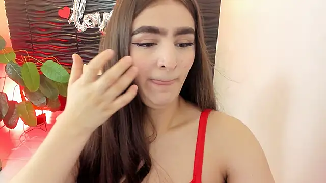Snapshot of sofia_44 chatting on 09-22-25, 12:44 sofia 44 online show from 09-22-25, 12:44