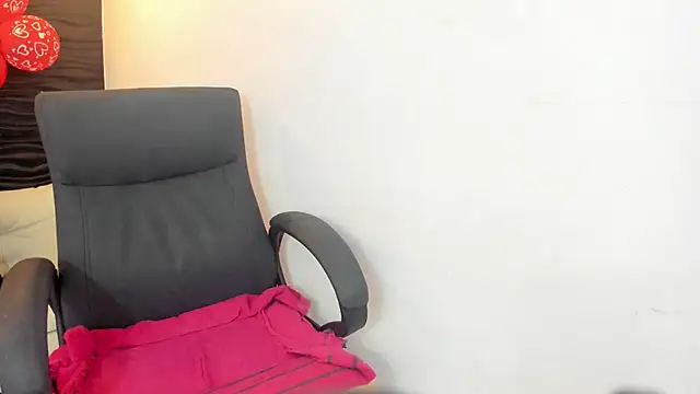 sofia 44 online show from 03-13-26, 01:27