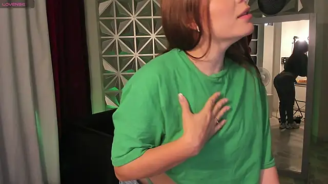 Snapshot of yourmagic_venus chatting on 02-24-25, 09:41 yourmagic venus online show from 02-24-25, 09:41