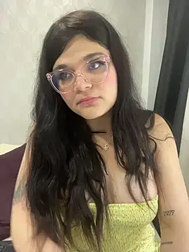 Snapshot of dayis_butera chatting on 05-29-26, 12:44 dayis butera online show from 05-29-26, 12:44