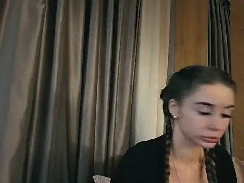 your bunnygirl online show from 10-24-25, 06:18