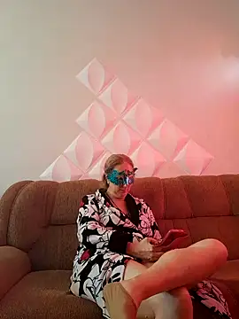 MILEIDE980 online show from 09-28-25, 01:07