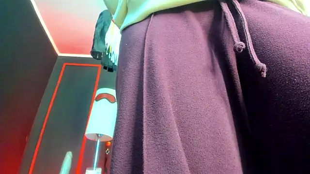 CharlotteScotte online show from 10-17-25, 12:07