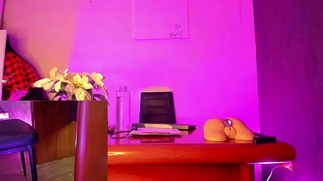 CharlotteScotte online show from 03-21-25, 11:55