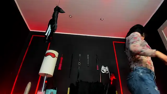 CharlotteScotte online show from 10-24-25, 11:53