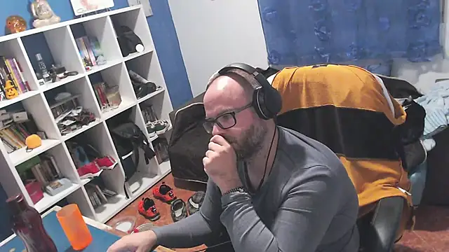 ravingr4d4 online show from 10-30-25, 11:56