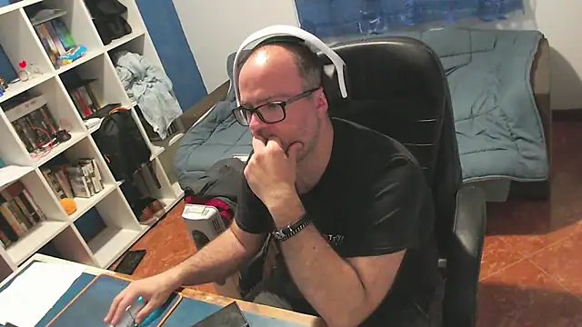 ravingr4d4 online show from 03-31-26, 08:44