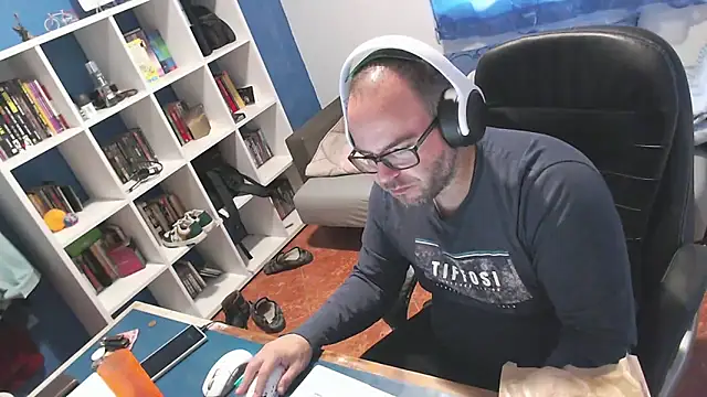 ravingr4d4 online show from 11-11-25, 09:26