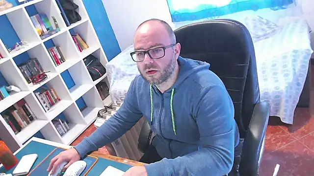 ravingr4d4 online show from 02-08-26, 01:42