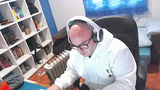 ravingr4d4 online show from 12-18-25, 10:19