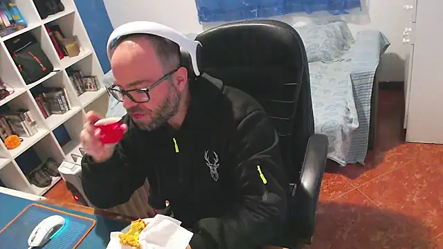 ravingr4d4 online show from 02-15-26, 05:01