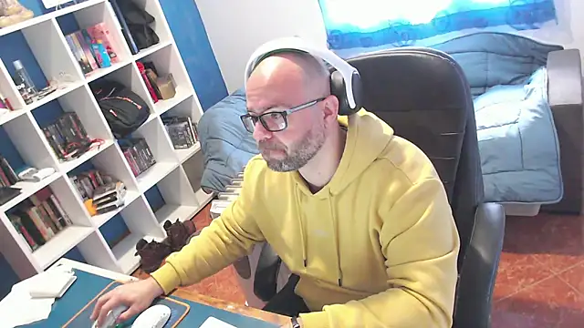 ravingr4d4 online show from 03-04-26, 11:40