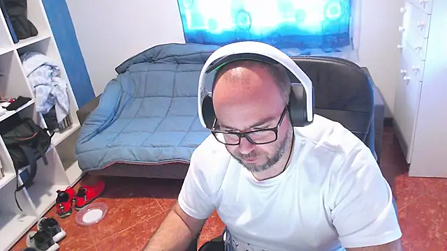 ravingr4d4 online show from 05-14-26, 08:11