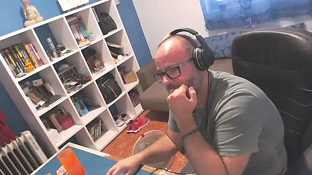 ravingr4d4 online show from 09-20-25, 03:17