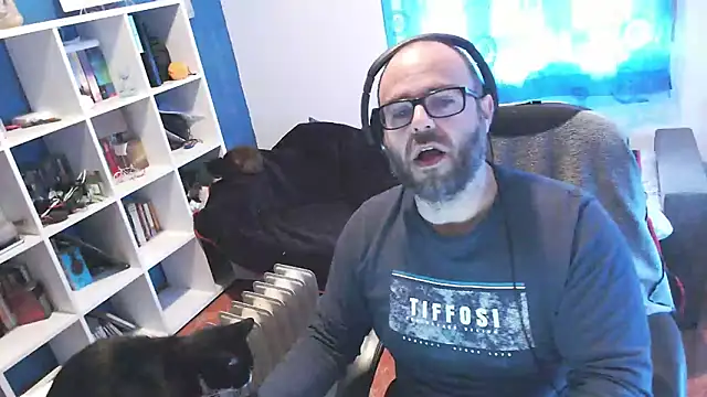 ravingr4d4 online show from 03-20-25, 09:15