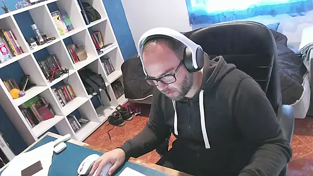 ravingr4d4 online show from 11-19-25, 09:31