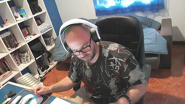 ravingr4d4 online show from 04-21-26, 08:21
