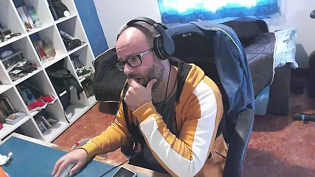 ravingr4d4 online show from 10-30-25, 11:52