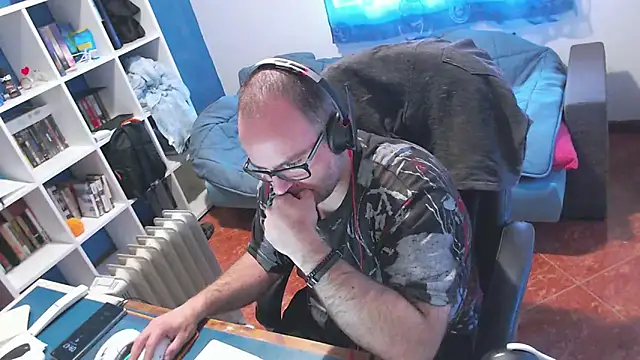 ravingr4d4 online show from 04-01-26, 08:48