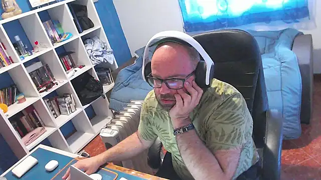 ravingr4d4 online show from 04-24-26, 08:05