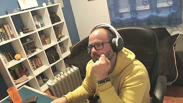 ravingr4d4 online show from 11-23-25, 03:44