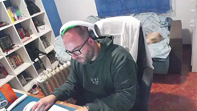 ravingr4d4 online show from 01-06-26, 10:03