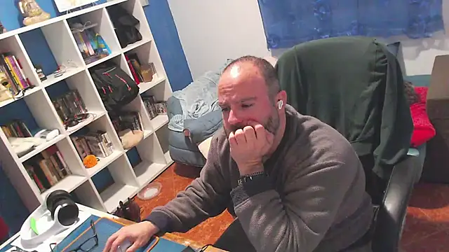 ravingr4d4 online show from 02-18-26, 12:08