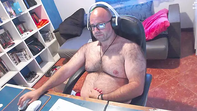 Snapshot of ravingr4d4 chatting on 06-16-26, 10:59 ravingr4d4 online show from 06-16-26, 10:59