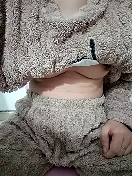 SweetGirl2k2 online show from 11-13-25, 10:57