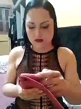 Snapshot of LilithRos3 chatting on 10-21-25, 10:20 LilithRos3 online show from 10-21-25, 10:20