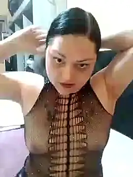 Snapshot of LilithRos3 chatting on 10-13-25, 09:59 LilithRos3 online show from 10-13-25, 09:59