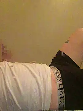 Tylerx9 online show from 03-17-26, 03:09