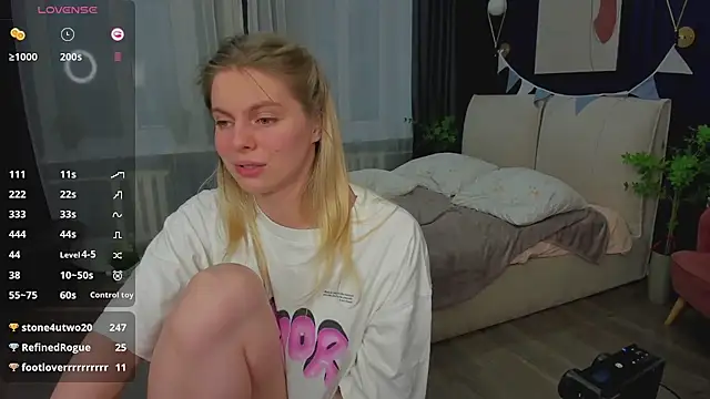Snapshot of _faptax chatting on 01-28-25, 01:27 faptax online show from 01-28-25, 01:27