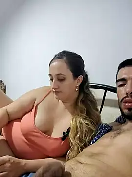 Snapshot of Karol_and_David_hotcouple chatting on 03-15-25, 03:40 Karol and David hotcouple online show from 03-15-25, 03:40