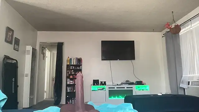 cocaNutt online show from 09-10-25, 05:12