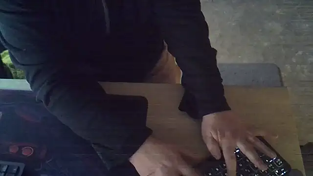 Snapshot of Silvia2277 chatting on 02-09-26, 07:39 Silvia2277 online show from 02-09-26, 07:39