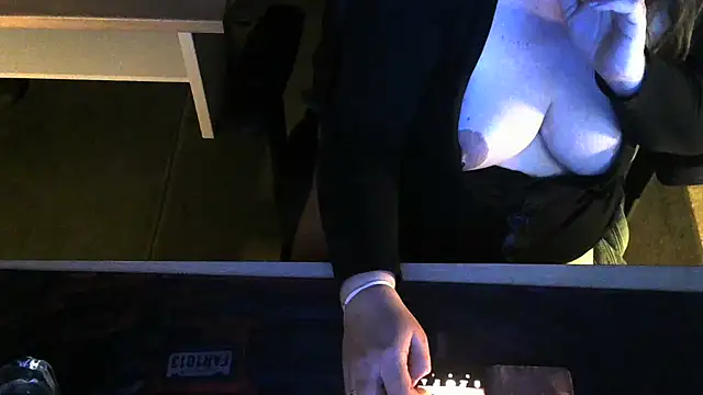 Silvia2277 online show from 03-07-26, 10:15