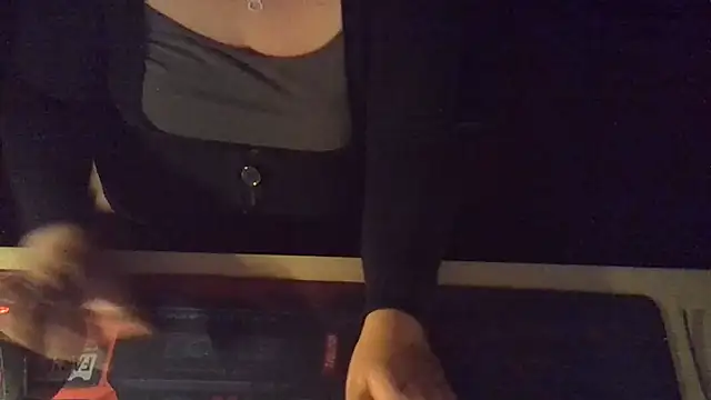 Silvia2277 online show from 10-01-25, 06:01