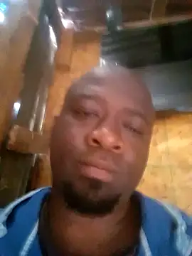 Snapshot of Robzevyrus chatting on 10-04-25, 10:17 Robzevyrus online show from 10-04-25, 10:17