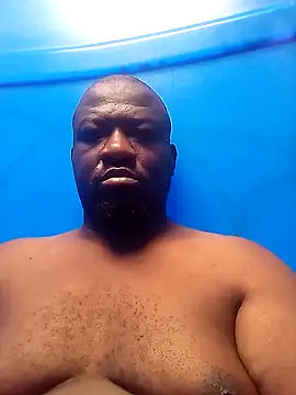 Snapshot of Robzevyrus chatting on 10-14-25, 07:31 Robzevyrus online show from 10-14-25, 07:31