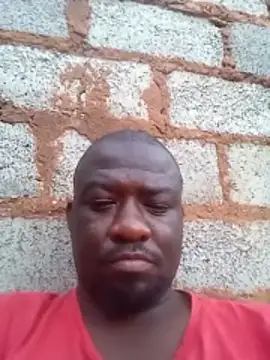 Snapshot of Robzevyrus chatting on 10-15-25, 04:04 Robzevyrus online show from 10-15-25, 04:04