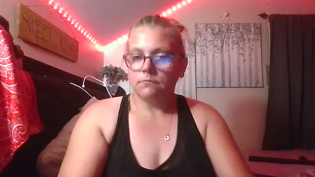Snapshot of sexybeautifularies chatting on 07-16-26, 01:46 sexybeautifularies online show from 07-16-26, 01:46