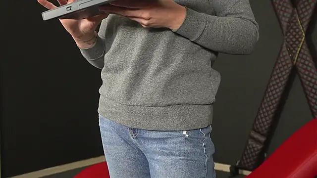 CelineConner online show from 02-21-25, 05:13