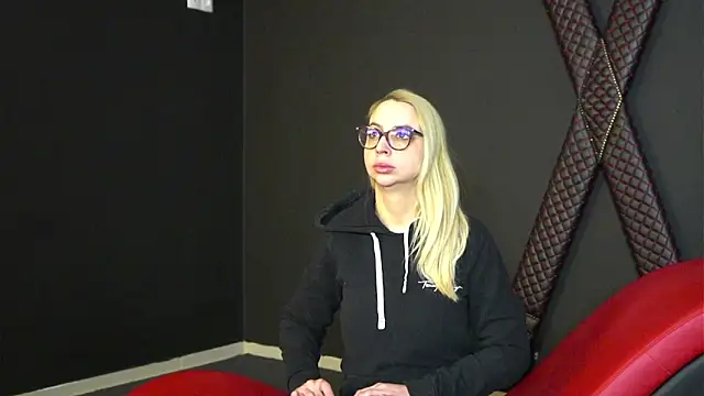 CelineConner online show from 02-20-25, 05:12